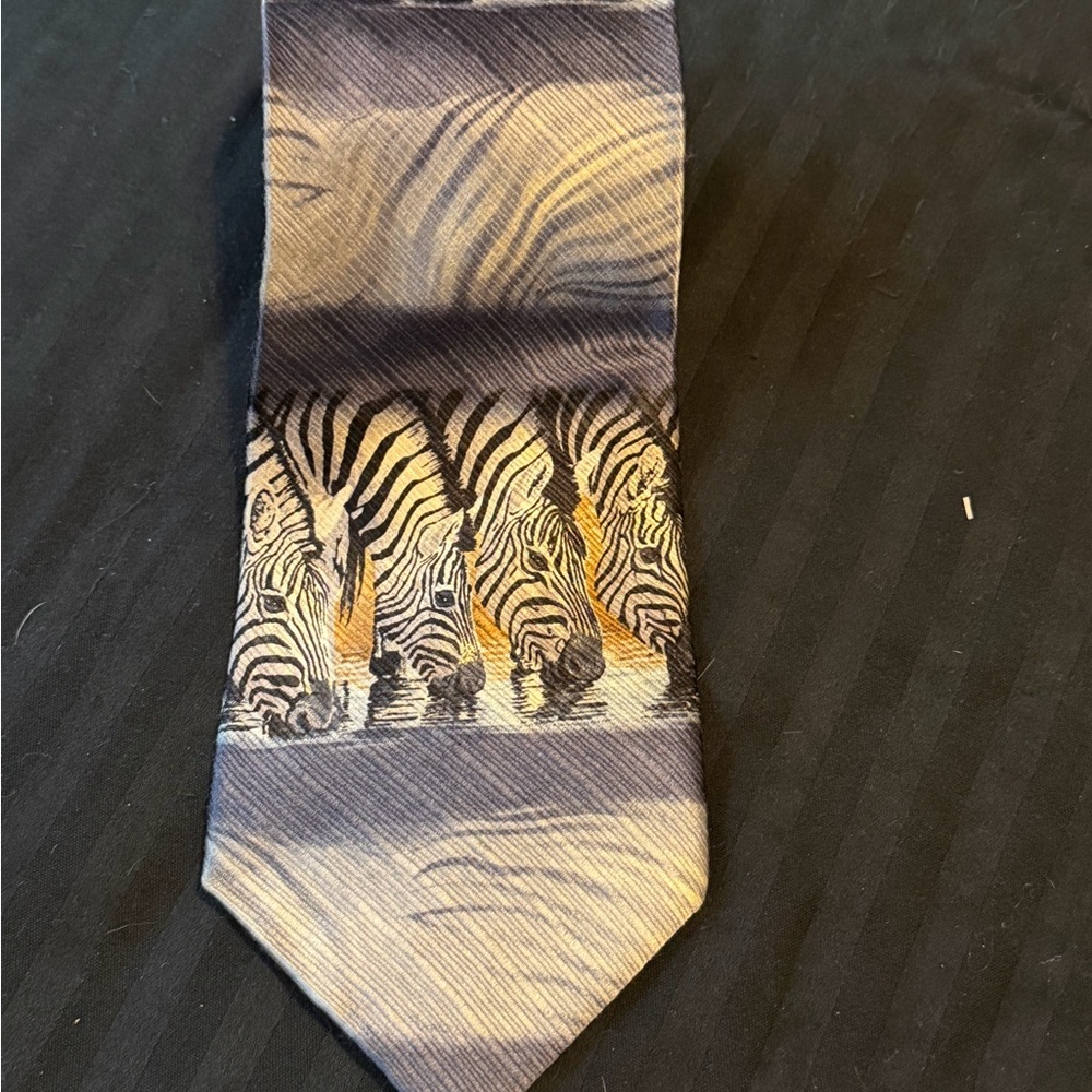 Elegant Zebra Print Tie - Black and Gold